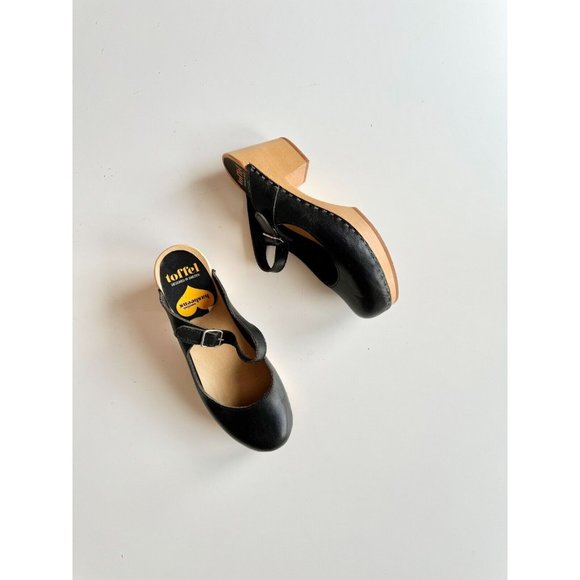 Swedish Hasbeens Shoes - SWEDISH HASBEENS Black Leather Mary Jane Clog Sandals Mules Pumps, Size 37